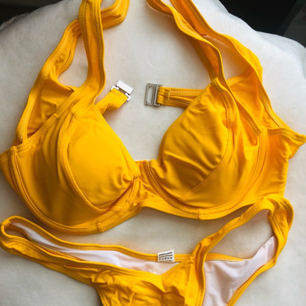 File Bikini Set - Picture 2 of 4